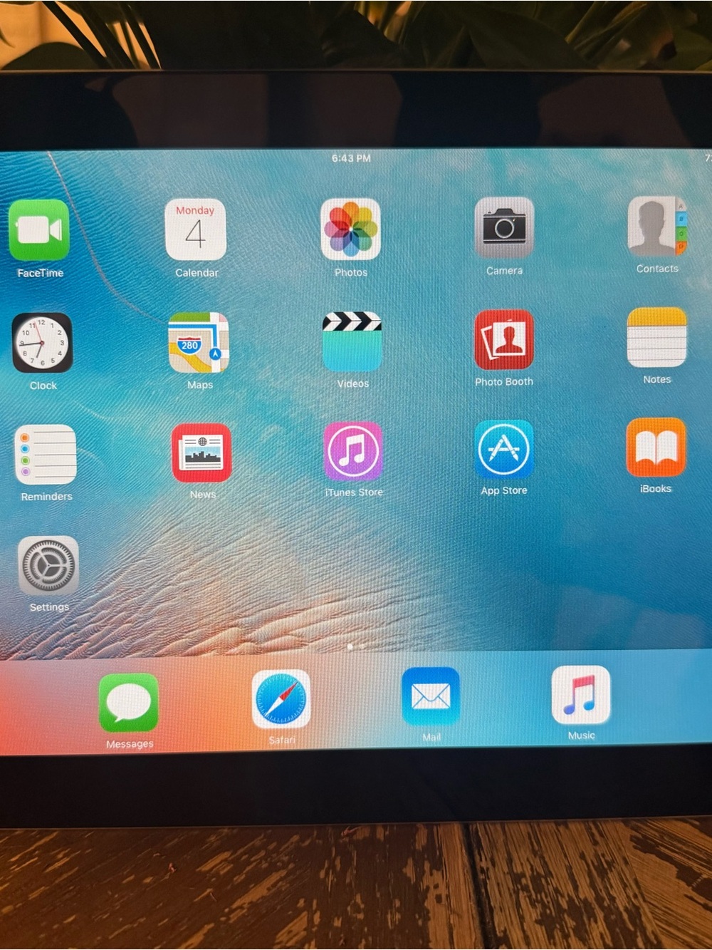 Apple iPad Tablet - 3rd generation